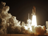 Space Shuttle Discovery Lifts-Off from the Kennedy Space Center at Cape Canaveral, Florida Photographic Print