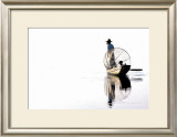 Buy Pecheur Intha sur le Lac Inle, Myanmar at AllPosters.com