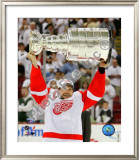 Nicklas Lidstrom with the Stanley Cup in Game 6 of the 2008 NHL Stanley Cup Finals; #26