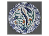 Dish with Scalloped Marli to Large Undulating Stems