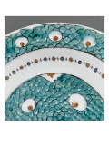 Dish Decorated with Sequins on the Bottom of Scales