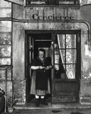 Concierge with Spectacles