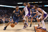 Minnesota Timberwolves v Phoenix Suns: Michael Beasley, Grant Hill and Robin Lopez