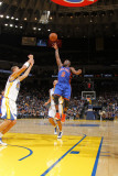 New York Knicks v Golden State Warriors: Raymond Felton and Stephen Curry