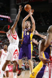 Los Angeles Lakers v Houston Rockets: Shane Battier and Patti Smith