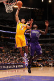 Sacramento Kings v Los Angeles Lakers: Shannon Brown and Tyreke Evans