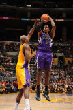 Sacramento Kings v Los Angeles Lakers: Jason Thompson and Lamar Odom