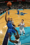 Dallas Mavericks v New Orleans Hornets: Shawn Marion and Emeka Okafor