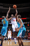 New Orleans Hornets v Philadelphia 76ers: Elton Brand and Emeka Okafor