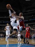 New Jersey Nets v Dallas Mavericks: Shawn Marion and Troy Murphy