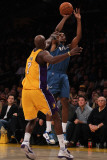 Buy Washington Wizards v Los Angeles Lakers: Lamar Odom and Nick Young at AllPosters.com