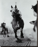 Seabiscuit Moves Ahead of War Admiral, 1938