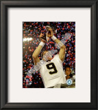 Drew Brees with the Vince Lombardi Trophy Super Bowl XLIV