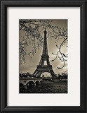 Curves of Eiffel