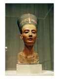 Bust of Queen Nefertiti, Front View, from the Studio of the Sculptor Thutmose at Tell El-Amarna