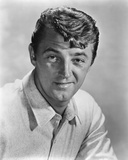 Buy Robert Mitchum at AllPosters.com