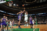 Phoenix Suns v Boston Celtics, Boston, MA - March 2: Glen Davis and Channing Frye