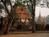 Wat Mahathat Chedi with Buddha