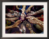 Pakistani Girls Show Their Hands Painted with Henna Ahead of the Muslim Festival of Eid-Al-Fitr Framed Photographic Print
