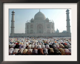 Muslim Faithful Pray at the Mosque in the Taj Mahal Complex to Celebrate Eid-Al-Fitr