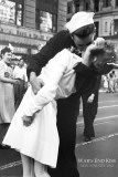 New York - Wars End Kiss