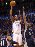 Memphis Grizzlies v Oklahoma City Thunder - Game Two, Oklahoma City, OK - MAY 03: Kevin Durant, Mik