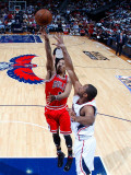 Chicago Bulls v Atlanta Hawks - Game Four, Atlanta, GA - MAY 8: Al Horford and Derrick Rose