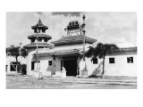 Buy Honolulu, Hawaii - Lau Yee Chai Building at AllPosters.com