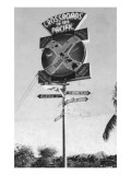Honolulu, Hawaii - Crossroads of the Pacific Sign