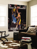 New Orleans Hornets v Los Angeles Lakers, Los Angeles, CA - January 7: Emeke Okafor and Pau Gasol