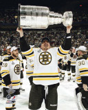 Boston Bruins - Tomas Kaberle w/ Stanley Cup