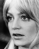 Goldie Hawn - Shampoo