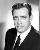Raymond Burr - Perry Mason