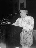 Composer Carrie Jacobs Bonds Speaking to a Gathering of the Los Angeles Breakfast Club