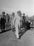 Buy General Douglas Macarthur in Manila at AllPosters.com