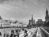 People Waiting in Line to See Nikoli Lenin