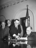 Buy President Franklin D. Roosevelt Registering for the Draft at AllPosters.com