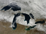 Satellite View of Snow across Wisonsin, Michigan and Canada