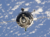 Buy The Soyuz TMA-01M Spacecraft at AllPosters.com