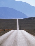 USA, California, Death Valley Roadway