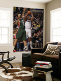 Milwaukee Bucks v Dallas Mavericks: Caron Butler and Drew Gooden