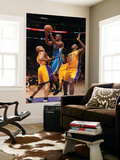 New Orleans Hornets v Los Angeles Lakers - Game Five, Los Angeles, CA - April 26: Chris Paul, Derek