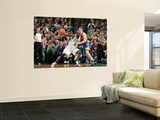 Golden State Warriors v Boston Celtics, Boston, MA - March 4: Kevin Garnett and David Lee
