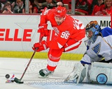 Tomas Holmstrom 2011-12 Action