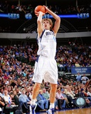 Dirk Nowitzki 2011-12 Action