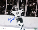 Mike Bossy Arms Raised B/W