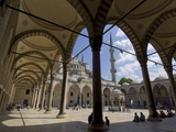 The Inner Courtyard, Blue Mosque (Sultan Ahmet Camii), Sultanahmet, Central Istanbul, Turkey