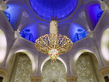 Buy Largest Chandelier in the World Inside Sheikh Zayed Bin Sultan Al Nahyan Mosque, Abu Dhabi at AllPosters.com