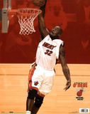 Miami Heat Shaquille O'Neal Dunking Sports Poster Print