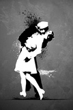 Warzone-Kiss Graffiti,